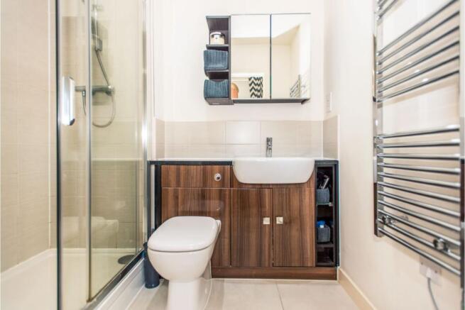 Master En-suite