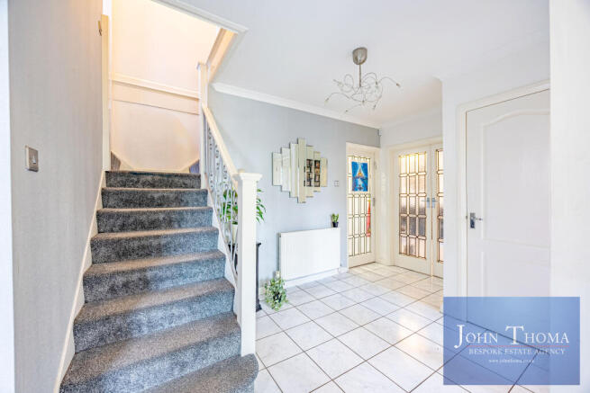 Mount Pleasant Road, Chigwell, Essex photo 4