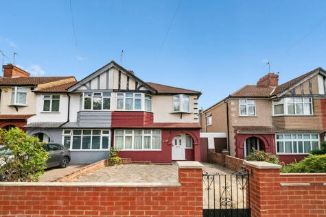 The Fairway, Northolt