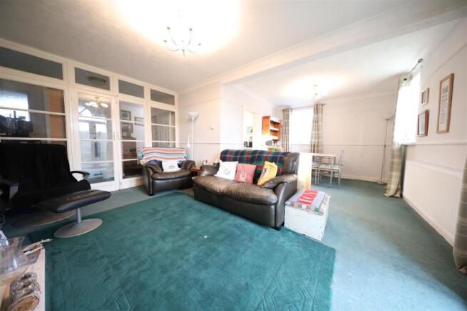 Living room/diner
