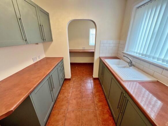 18 Neil Street 4