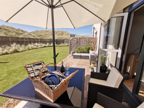 SUN TERRACE