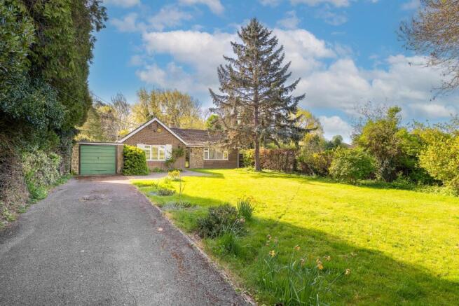 4-bed detached on Aston Clinton, £600,000