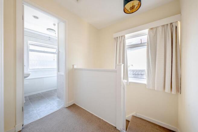 3 bed Semi-Detached for sale Image 7