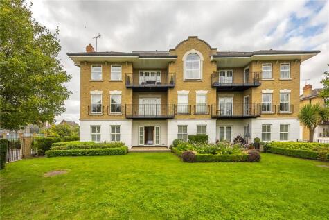 Clearwater Place, Surbiton, KT6
