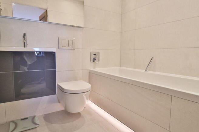 En Suite to Be...