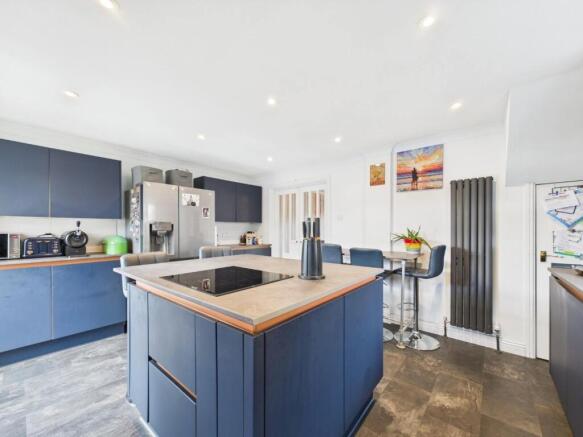 Kitchen/Dining Area
