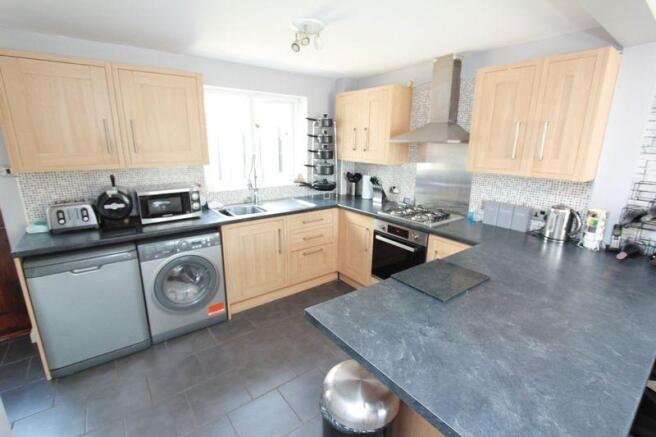 Kitchen/Dining...