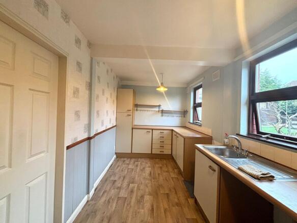 Springhead Road, Bradford photo 4
