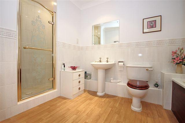 Ensuite To Master Bedroom