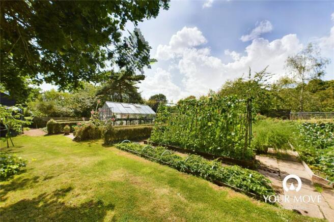 Outside & Gardens
