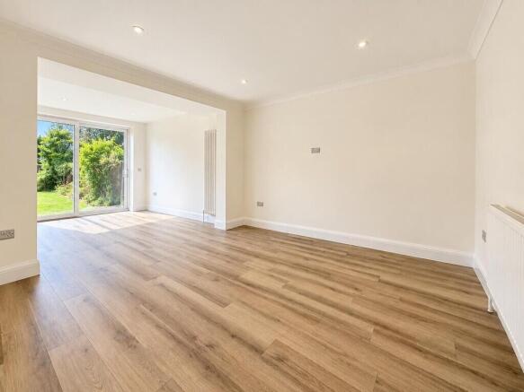 9 East Court, Wem...