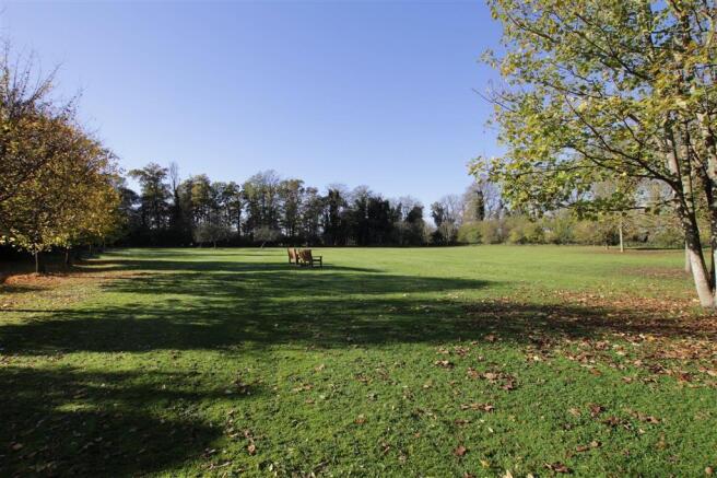 Communal parkland