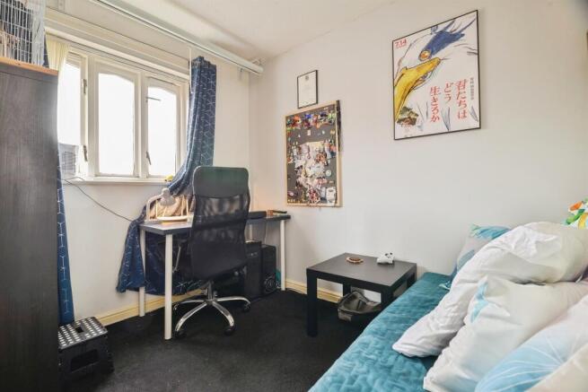 3 bed Terraced for sale Image 10