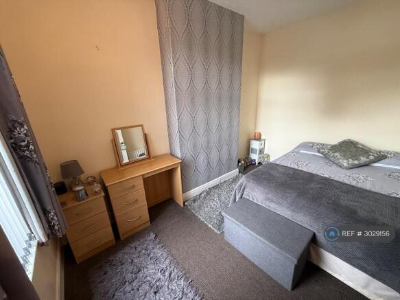 2 bed Semi-Detached to rent Image 12