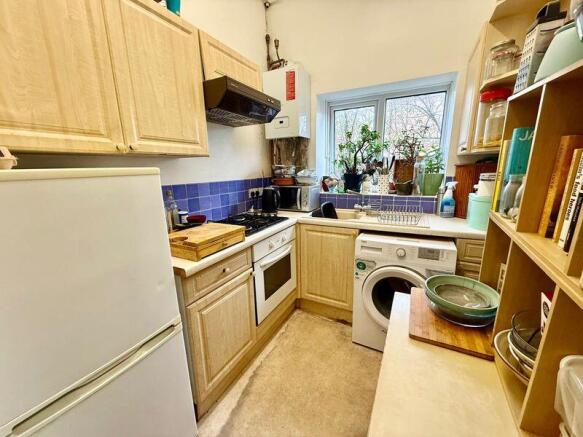 Hawkwood Road, Bournemouth photo 4