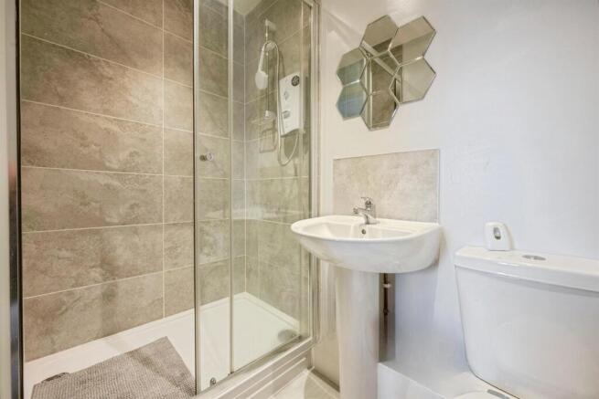 2 bed Apartment for sale Image 10