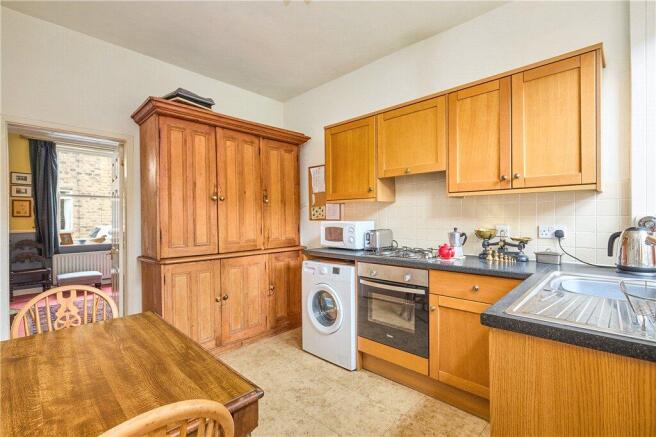 3 bed Terraced for sale Image 5