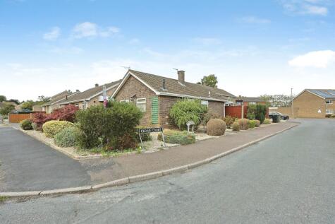Cedar Court, Wymondham
