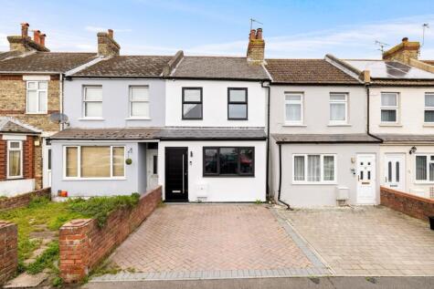 Shaftesbury Avenue, Folkestone, CT19