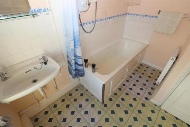 Bathroom / WC