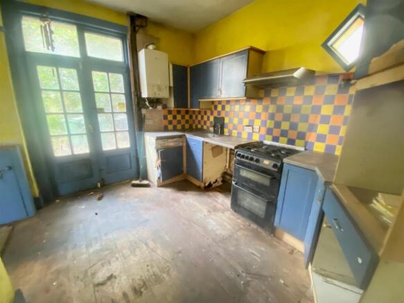 3 bed Link Detached House for sale Image 6