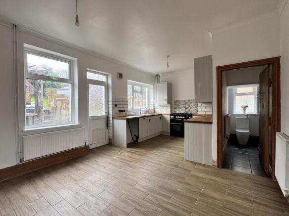 Kitchen/Dining Room