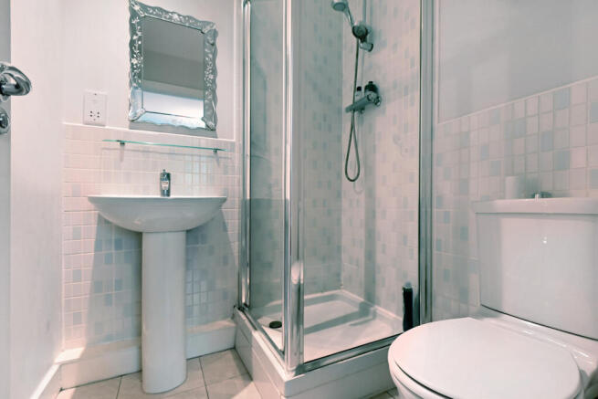 2 bed Apartment for sale Image 9