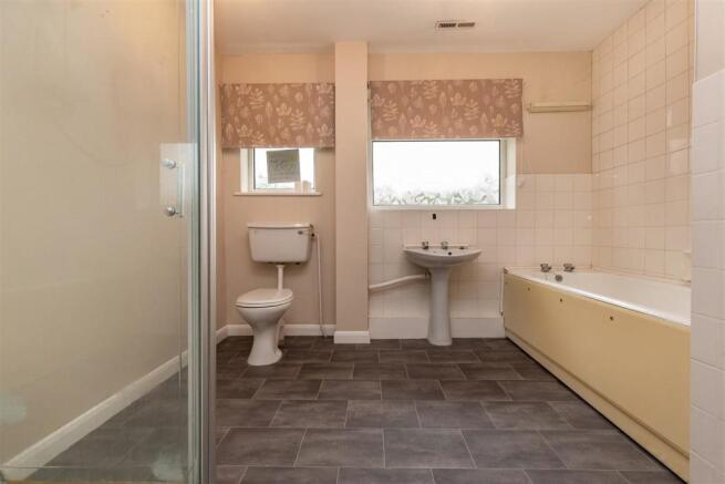 66 higham View (14).jpg