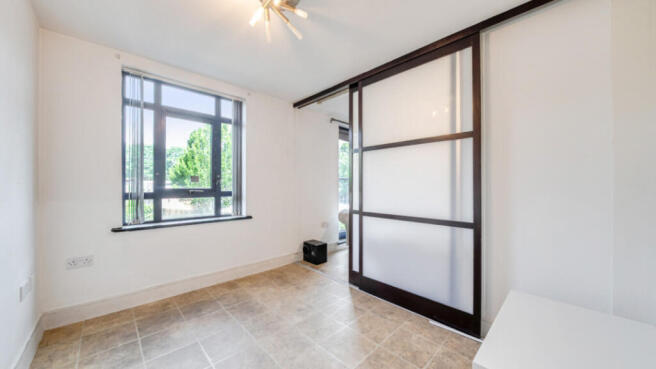 2 bed Flat for sale Image 12