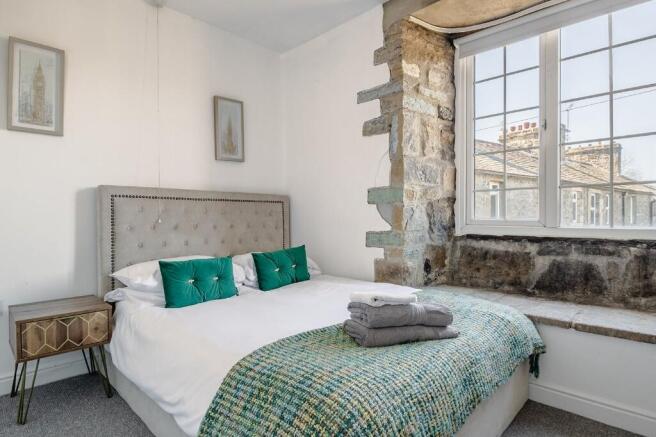 3 bed Apartment for sale Image 7