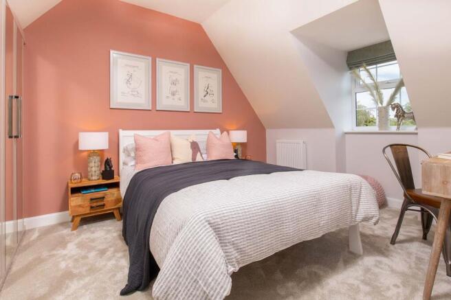 4 bed Detached for sale Image 8