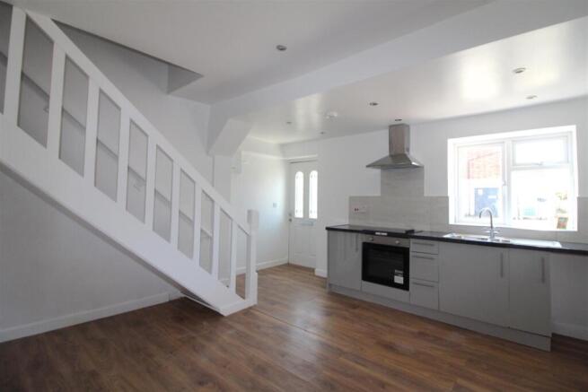 Open Plan Kitchen/Lounge Area