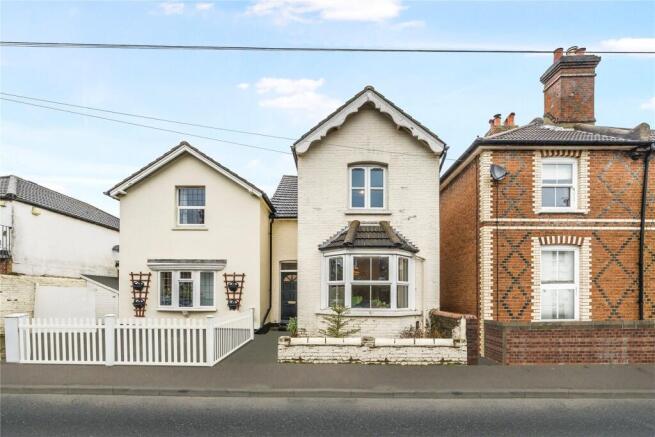 2-bed semi-detached on Markenfield Road, Guildford, Surrey, GU1, £499,950