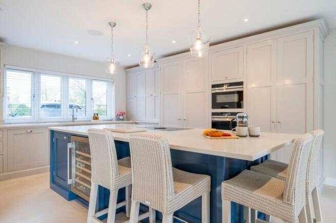 Luxury Fitted Kitchen