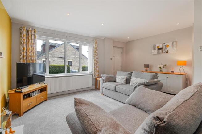 2 bed Terraced for sale Image 5