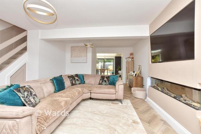 Lounge/ Dining Area