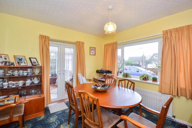 Dining Room/Bedroom