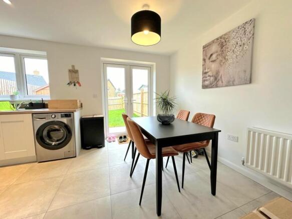 Ramfield Crescent, Collingtree Park, Northampton photo 4