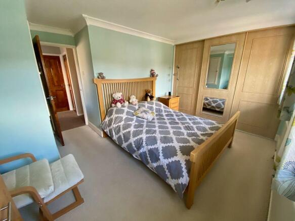 Bedroom 1 (Double)
