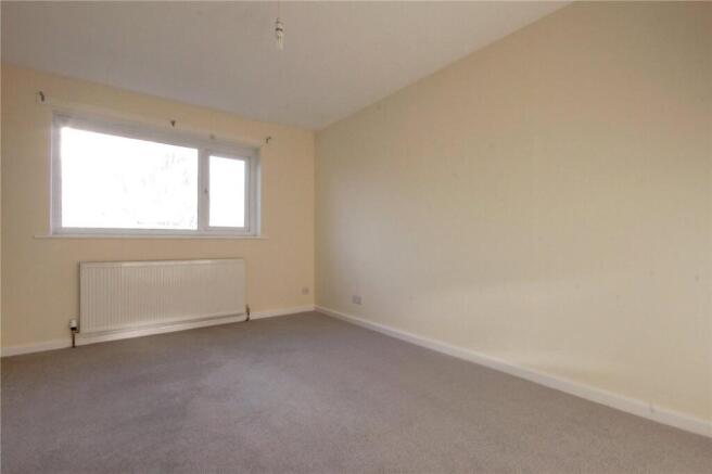 3 bed Link Detached House to rent Image 9
