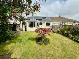 17, Santa Monica Road, Bradford BD10 8QX