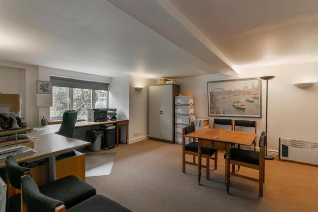 Garage/Office