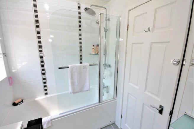 Bathroom / WC