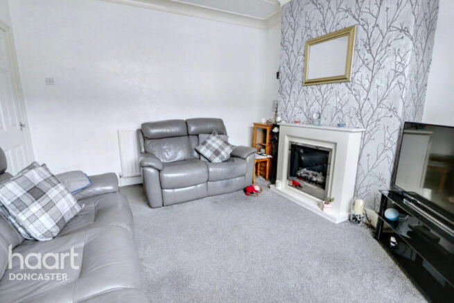 4 bed Terraced for sale Image 5