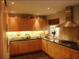 Kitchen/Breakfast rm