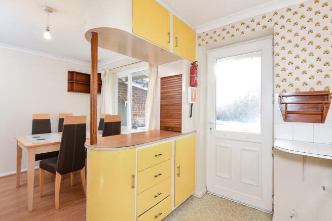 Kitchen/Dining Area