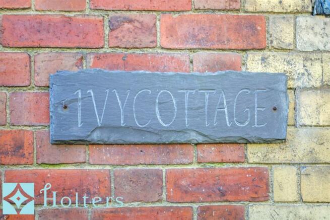 Ivy Cottage Sign.jpg