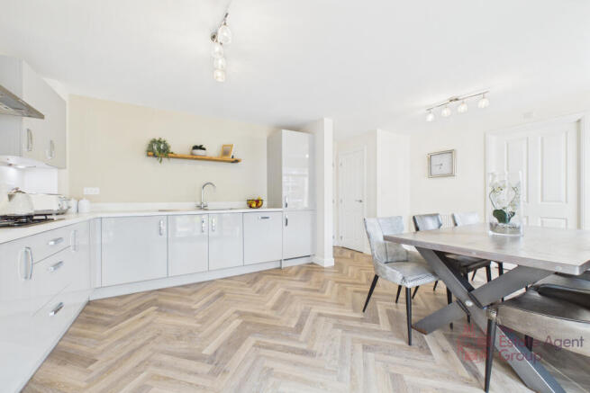 Kitchen / Diner