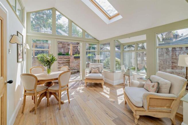 8648737-interior09v2-800.jpg